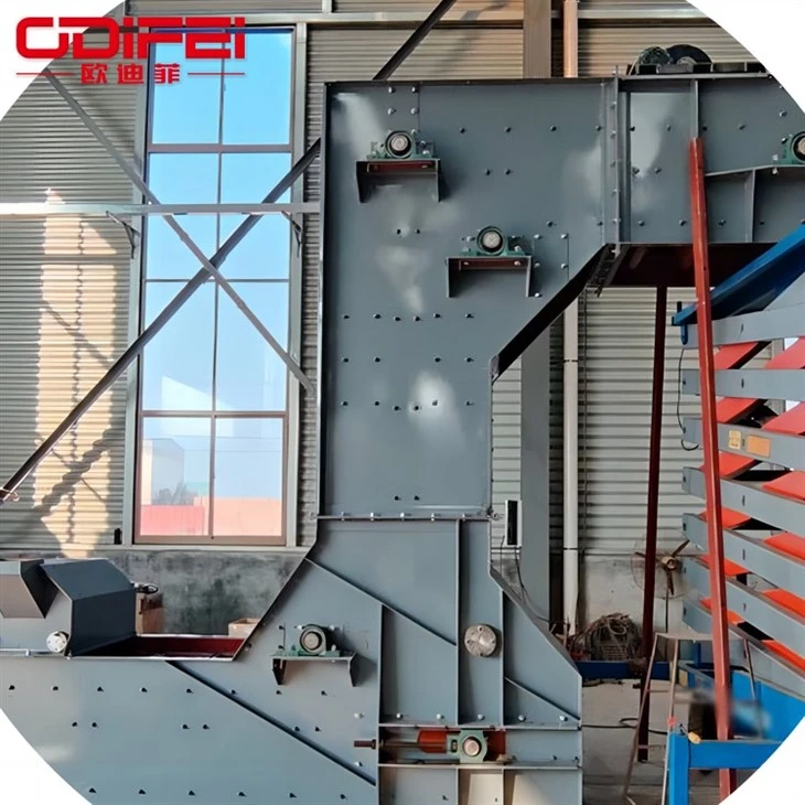 Sealed Z-type bucket elevator (3)